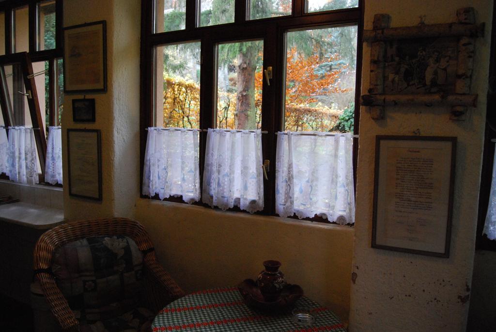 Boroka Apartmanhazak - Oereghaz Velem Zimmer foto